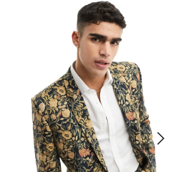 Slim blazer/suit jacket in navy floral print